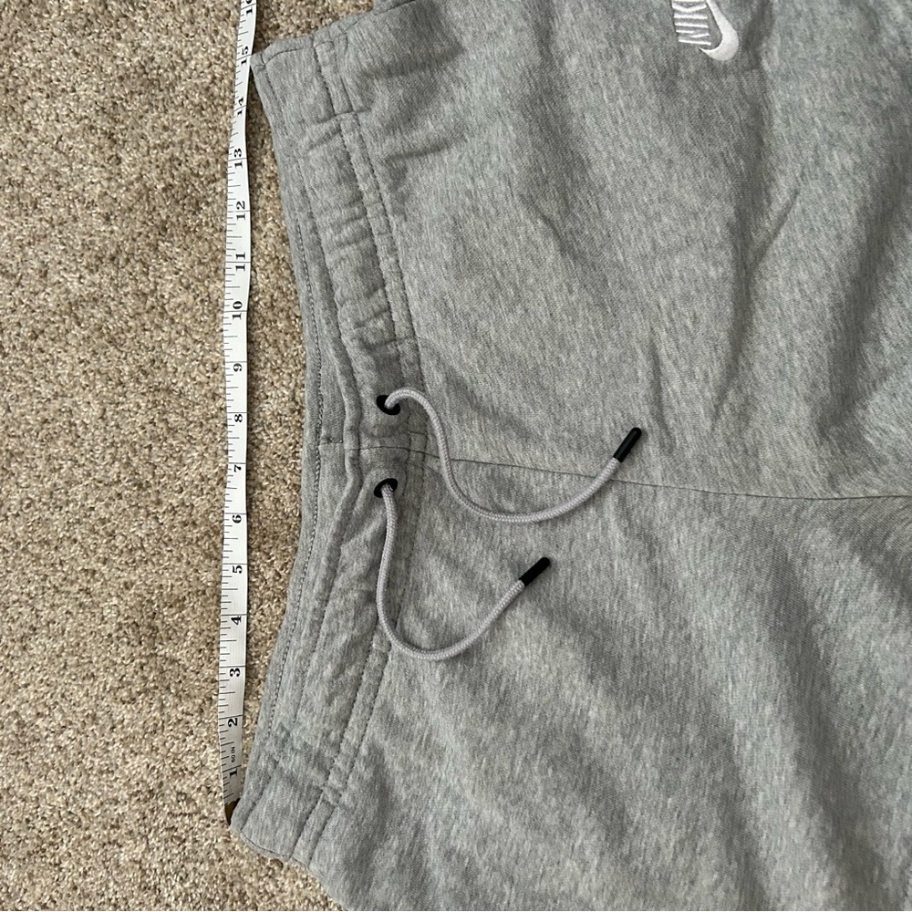 Nike sportswear club French terry athletic shorts M - Picture 6 of 7